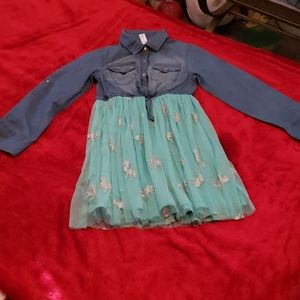 Girls dress
